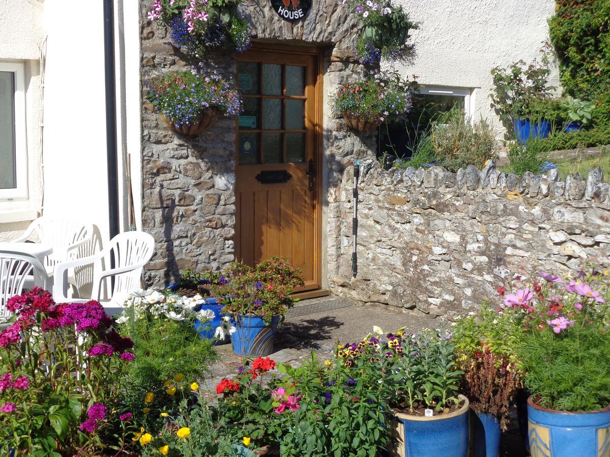 Lodge House B&B Buckland St Mary Exterior foto